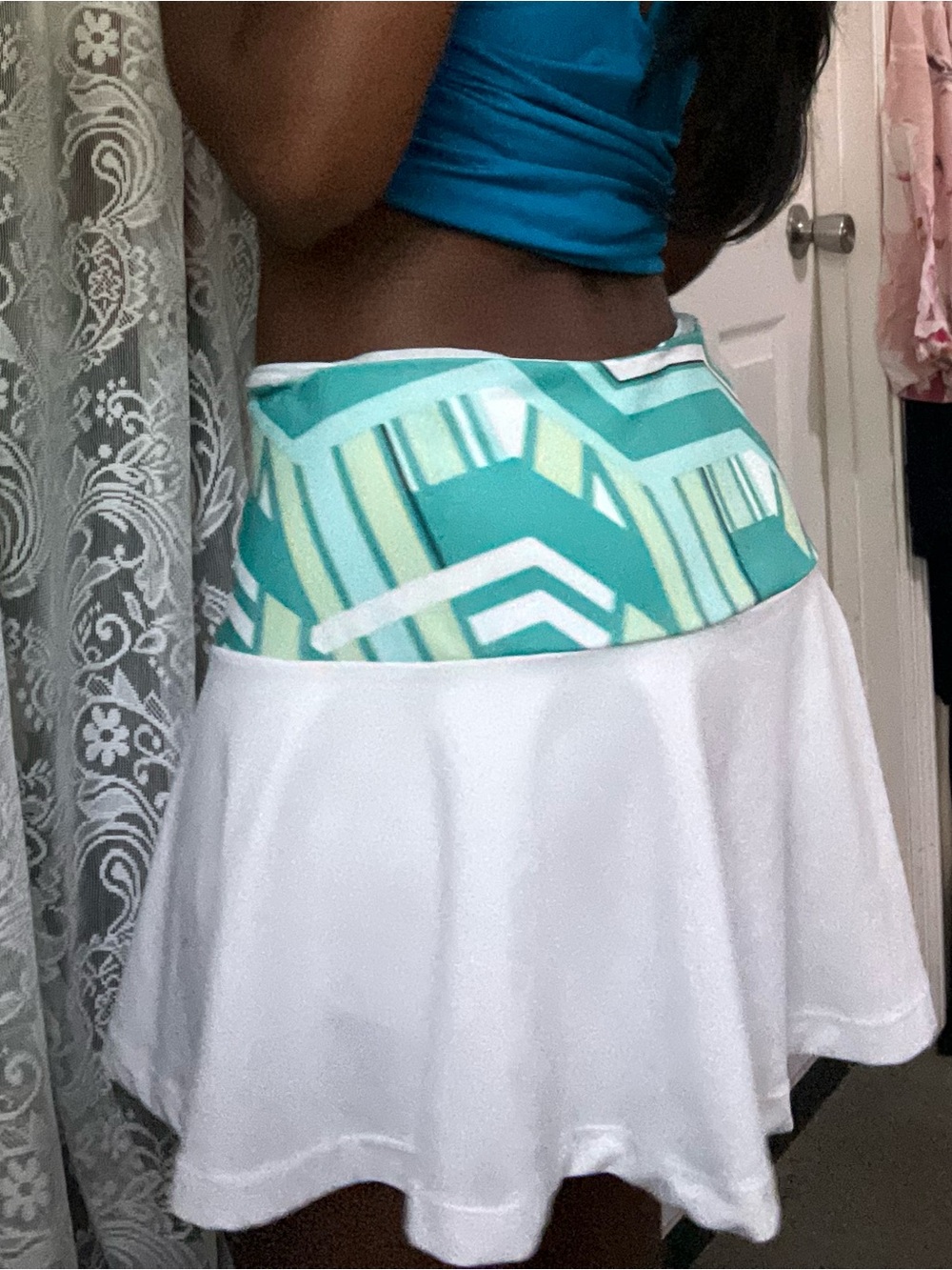 Fila White Skirt with Turquoise Geometric Waistband Y2K/tennis skirt